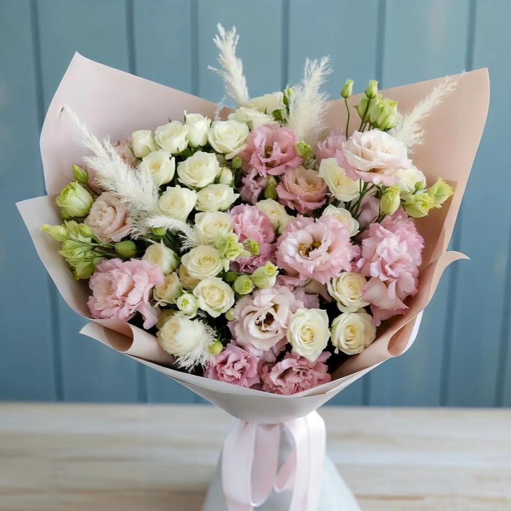 Букет цветов из: Альстромерии и Розы в Советске Кировской области
