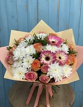 Букет цветов из:  Розы, Герберы и Хризантемы в Советске Кировской области