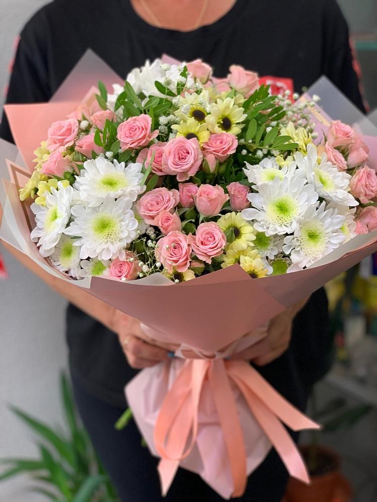 Букет цветов из: Розы и Хризантемы в Советске Кировской области