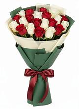 Букет Микс из красных и белых роз #REPLACE_PRED# Советске Кировской области