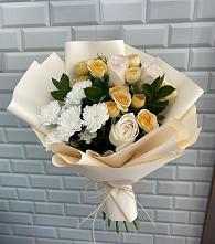 Букет цветов из:  Розы и Хризантемы в Советске Кировской области