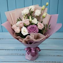 Букет цветов из:  Розы и Лизиантусы в Советске Кировской области