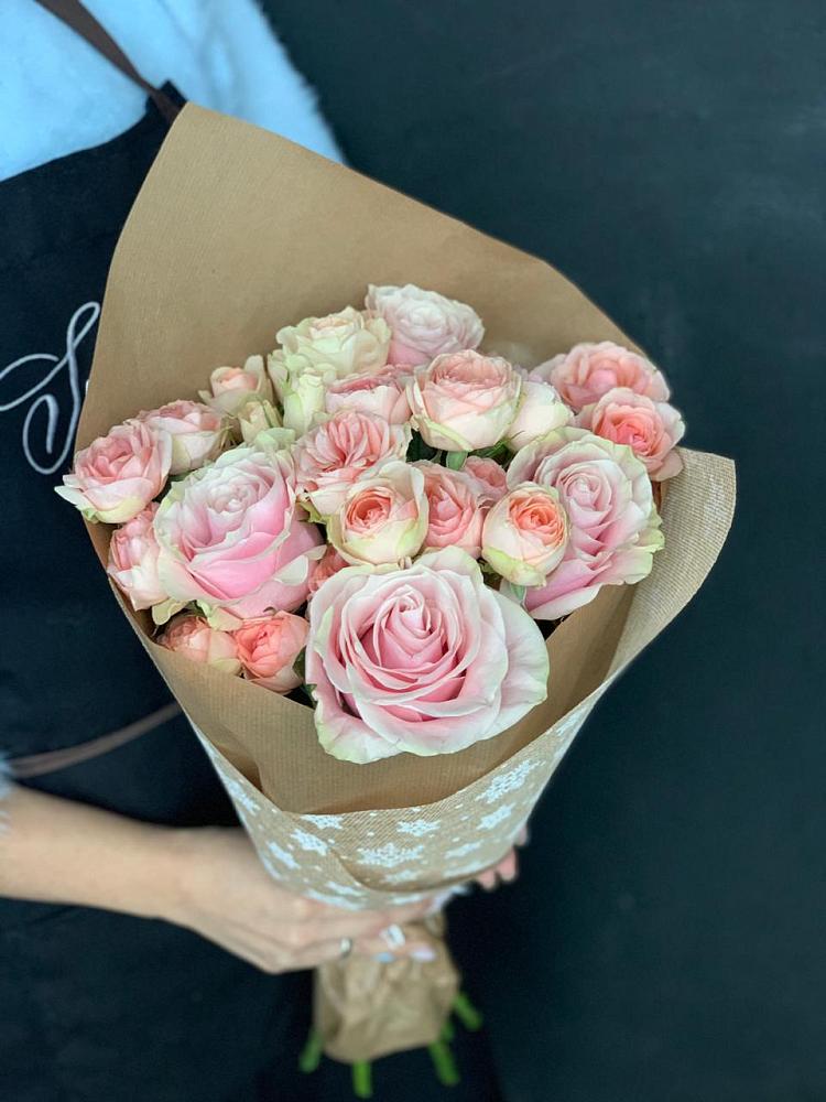 Букет цветов из: Хризантемы и Розы в Советске Кировской области