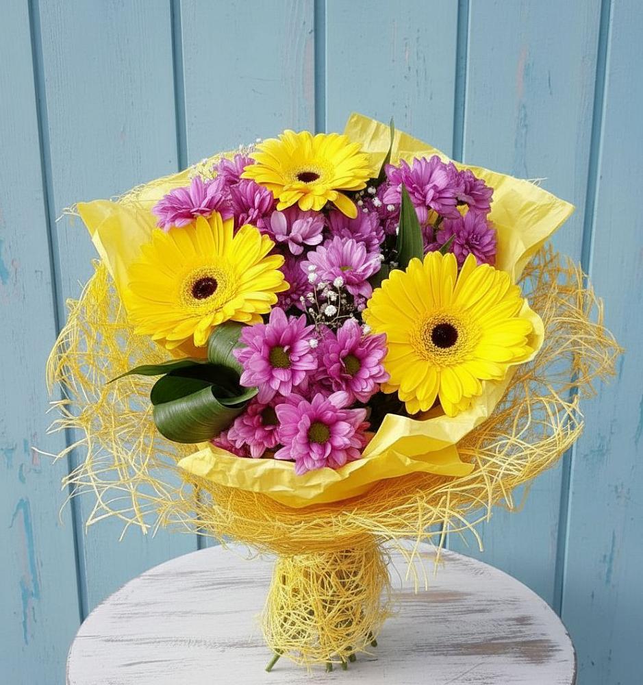 Букет цветов из: Хризантемы и Герберы в Советске Кировской области