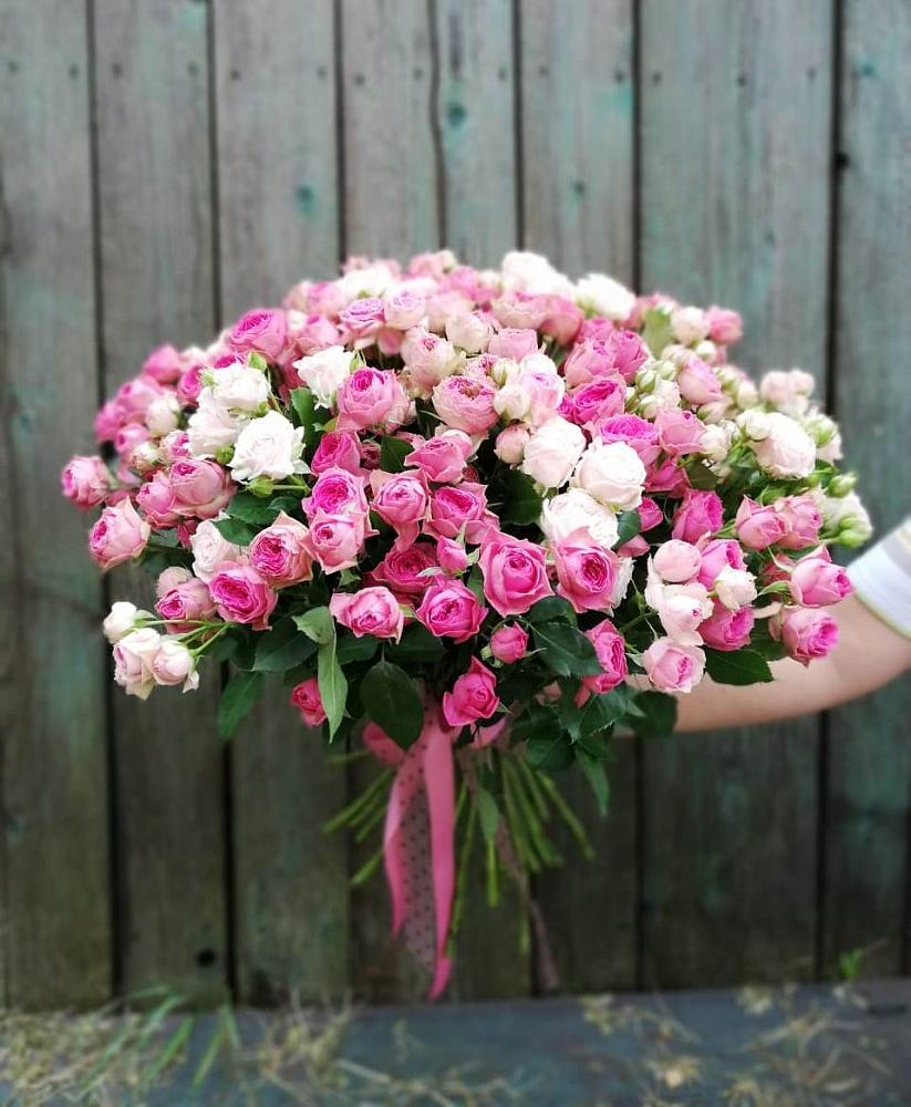 Букет Розовые кустовые розы Натали и Лав Лидия в Советске Кировской области