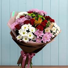 Букет цветов из:  Розы, Хризантемы и Альстромерии в Советске Кировской области