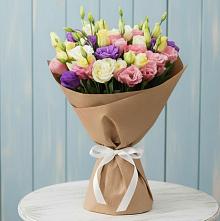 Букет цветов из:  Лизиантусы в Советске Кировской области